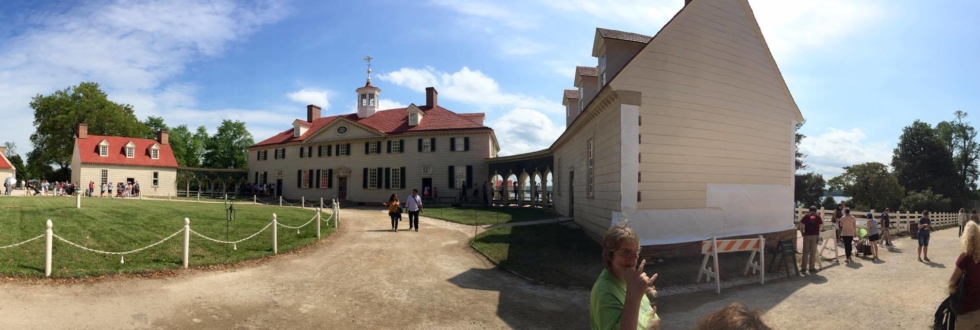 Image Slideshow from boat trip, Mount Vernon, Bennigans and Holiday lunch