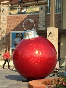 Christmas Tree ball decoration 